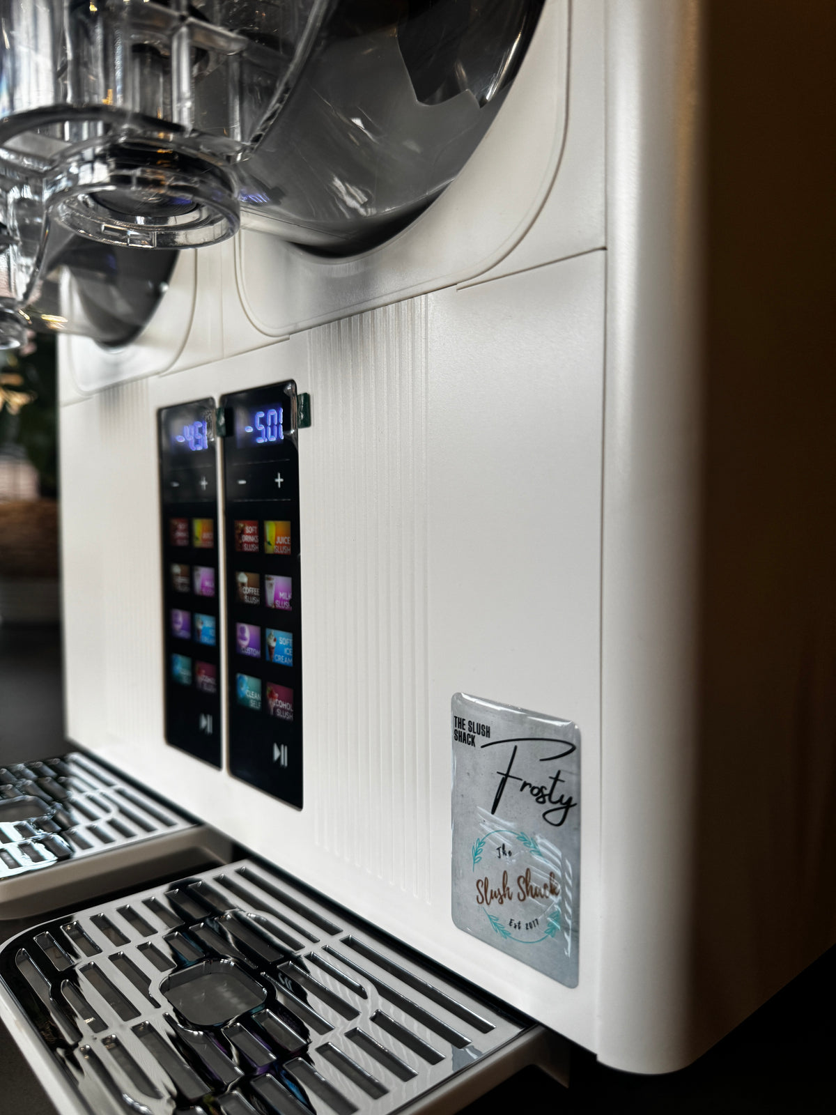 The Frosty twin barrel countertop slush machine
